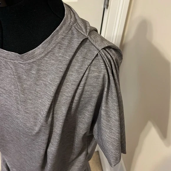 ATHLETA T-Shirt Top Asymmetrical - Picture 2 of 7